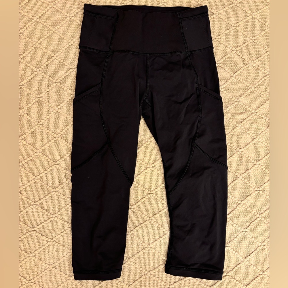 Lululemon Outrun 17" Crop